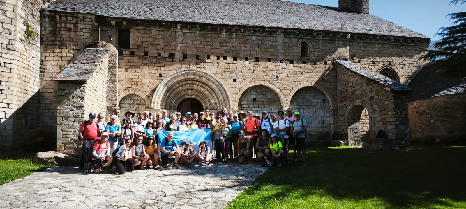 FOTO GRUPO PIRINEO 3